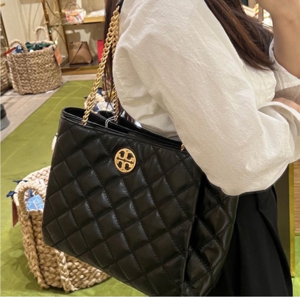 Tory Burch black Willa tote bag